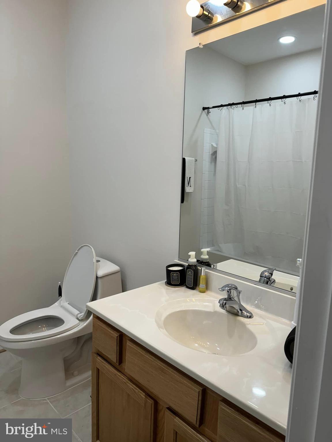 2805 FOREST RUN DRIVE 2-305