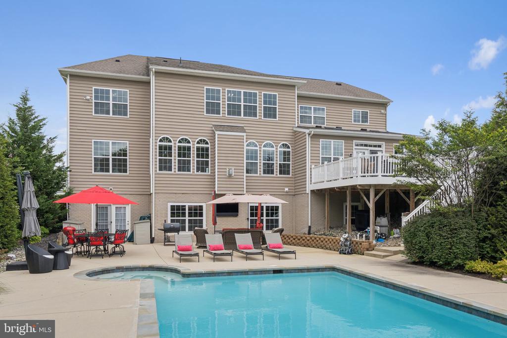 12806 CONTEE MANOR ROAD