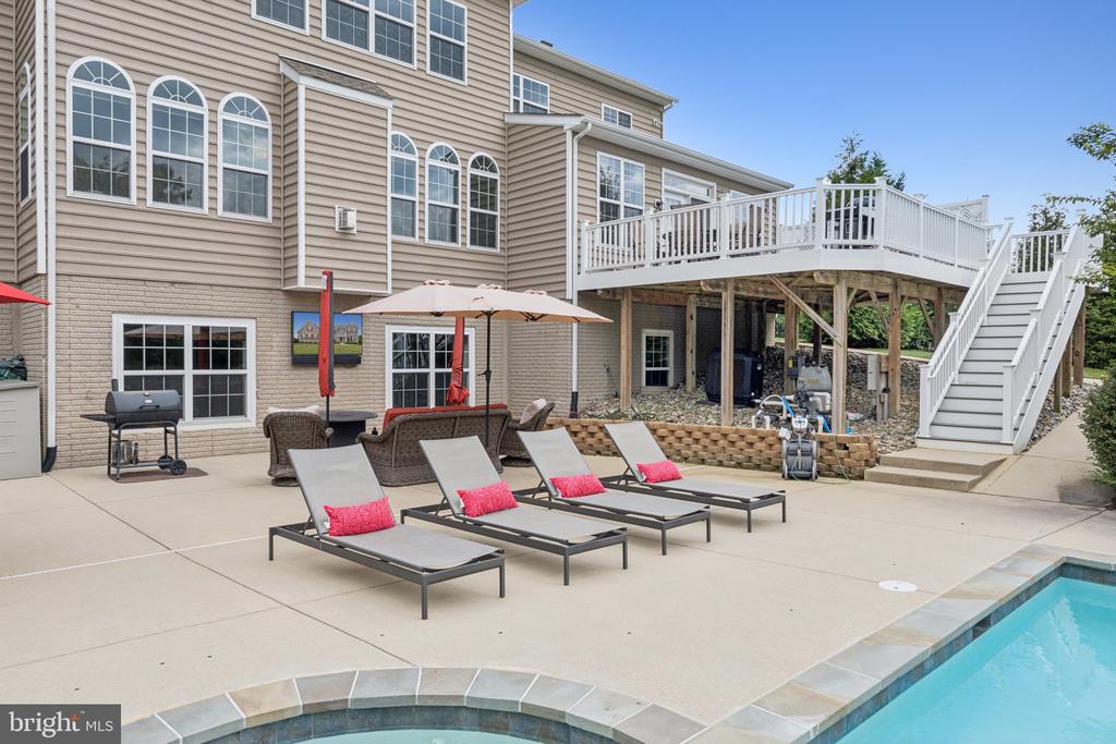 12806 CONTEE MANOR ROAD