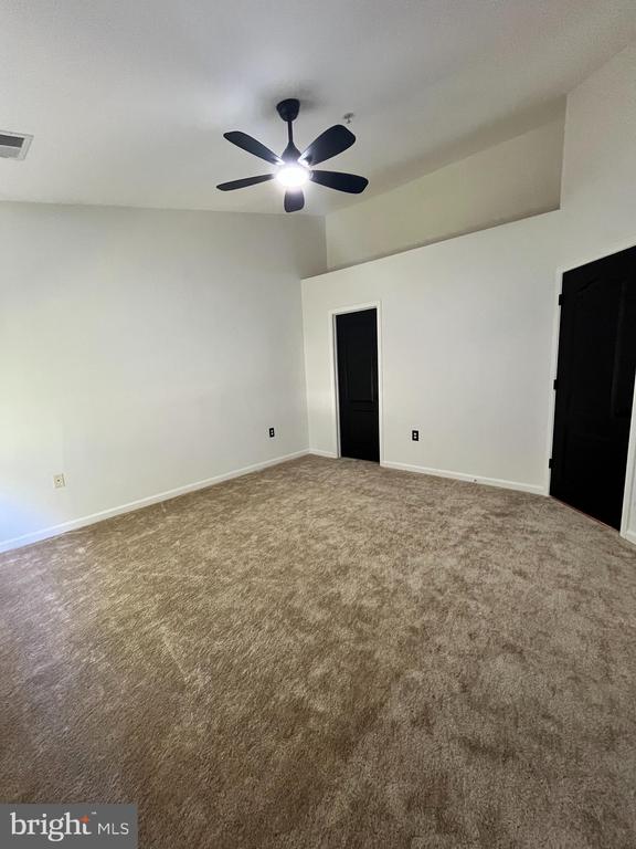9716 WOODYARD CIRCLE