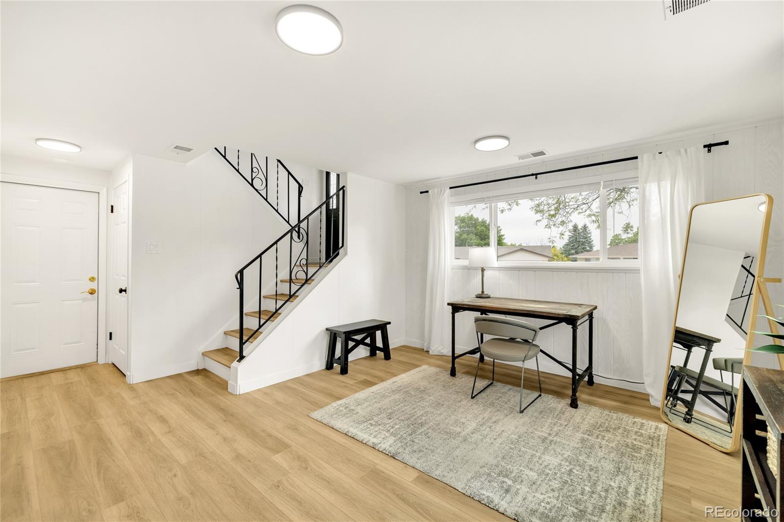 1535 S Zang Court