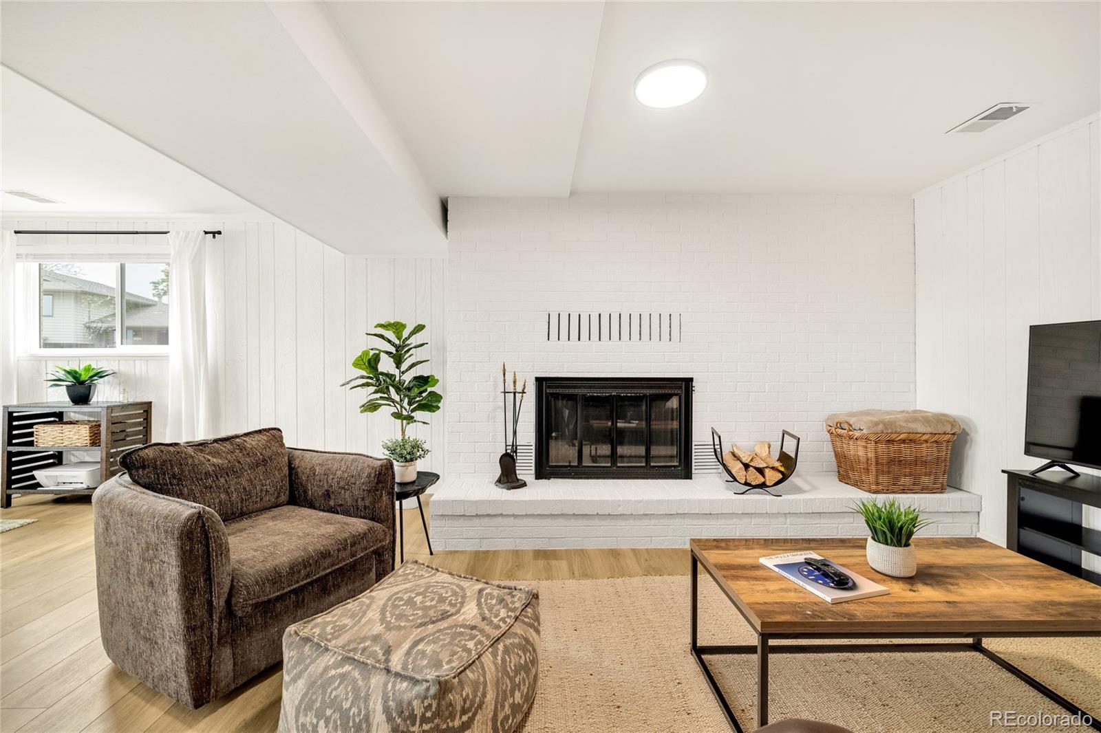 1535 S Zang Court