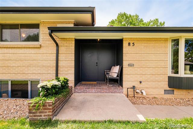 85 S Flower Street