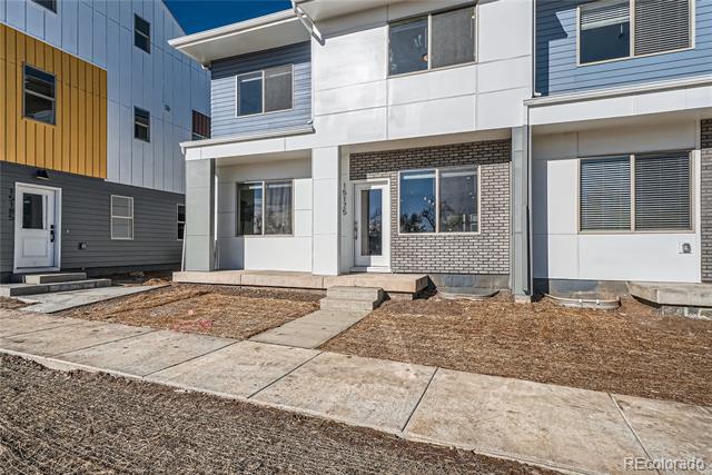 15328 W 68th Loop