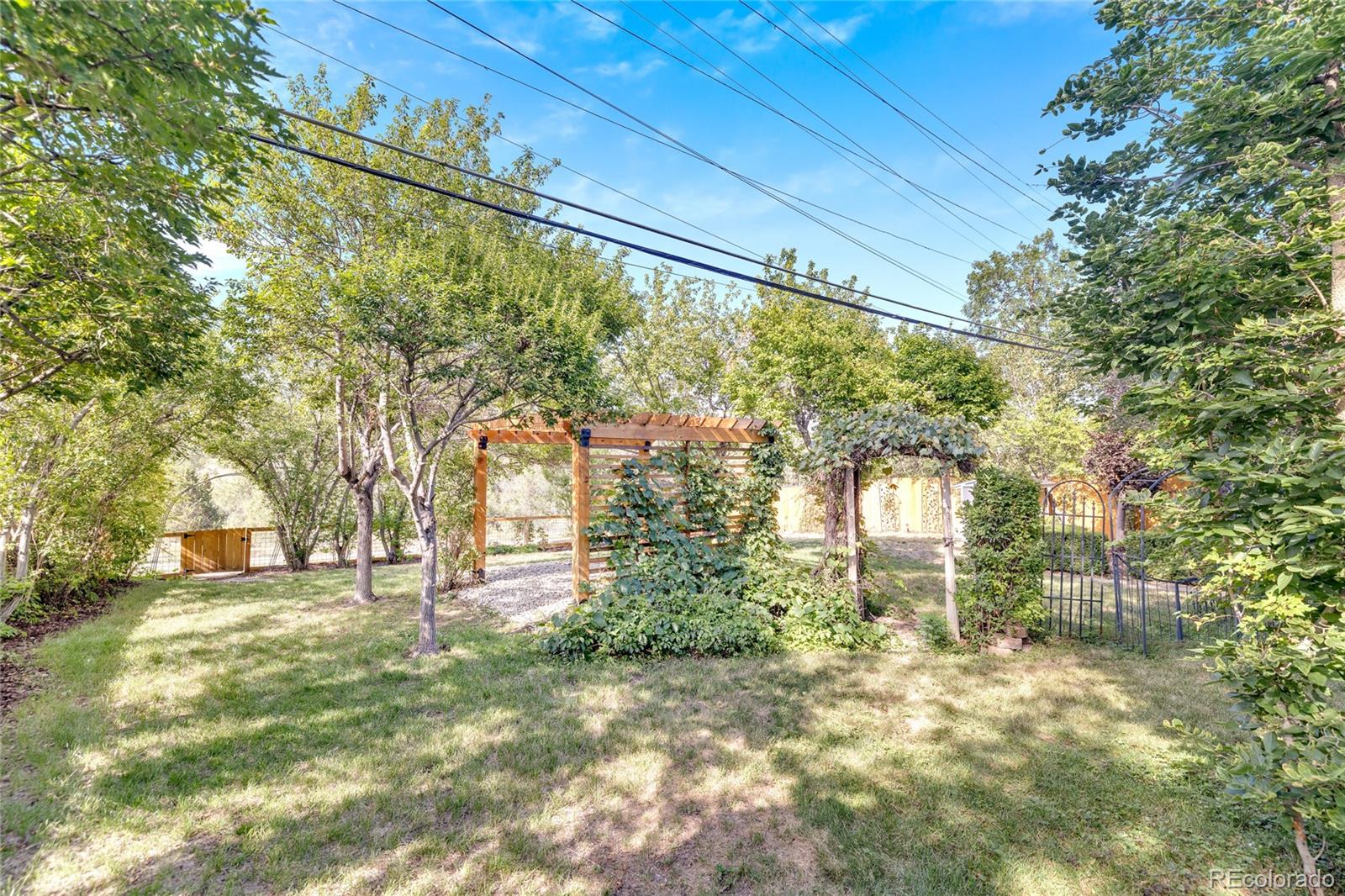 10141 W 9th Drive