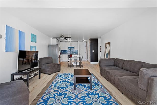 1121 Albion Street Unit: 210