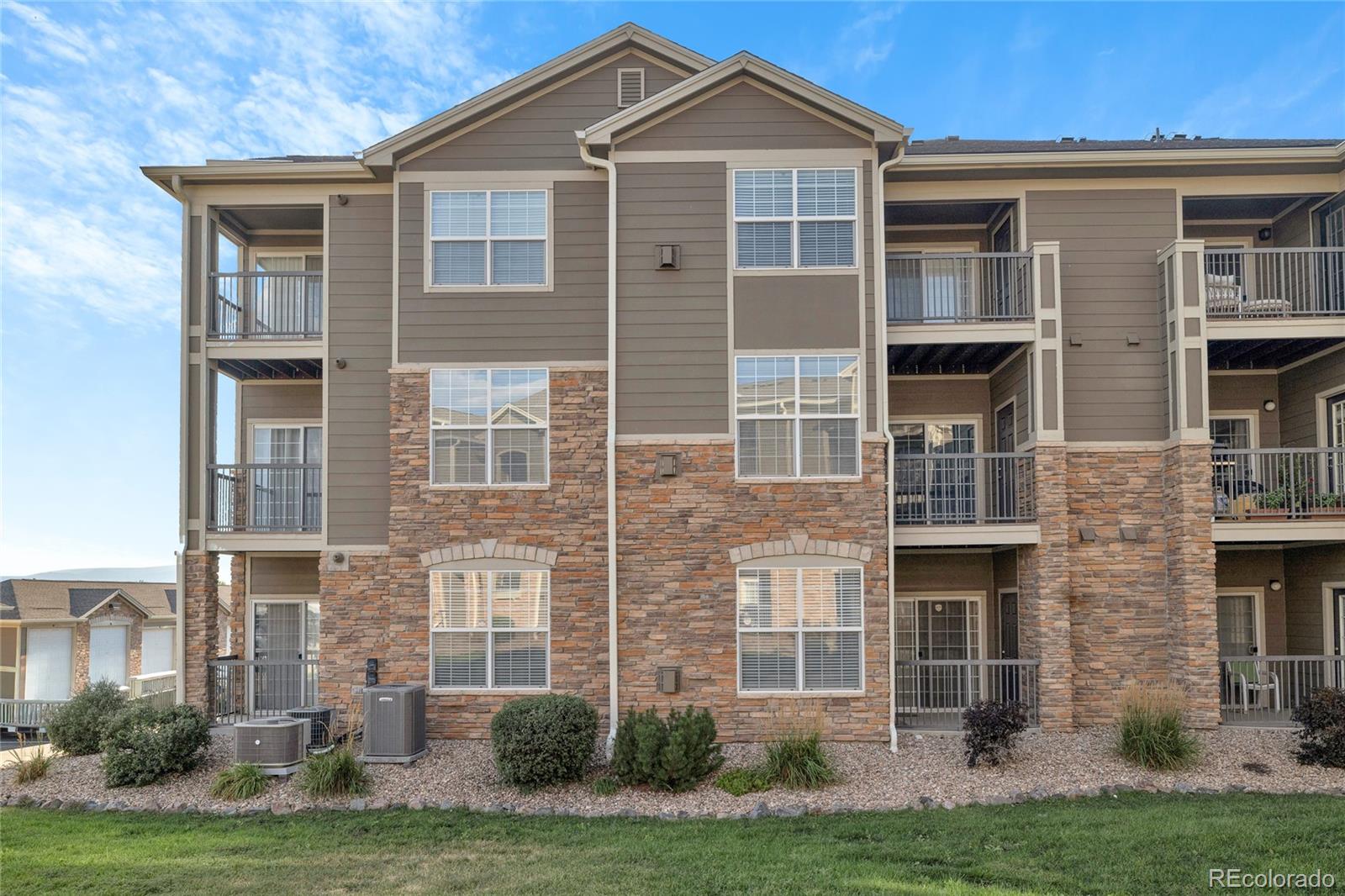 1425 Blue Sky Circle Unit: 15-107