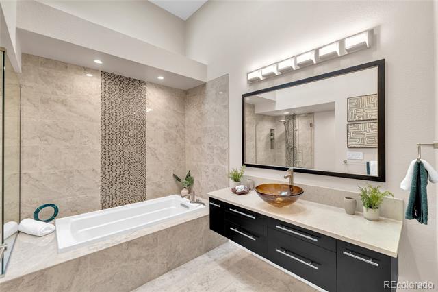 5555 E Briarwood Avenue Unit: 607