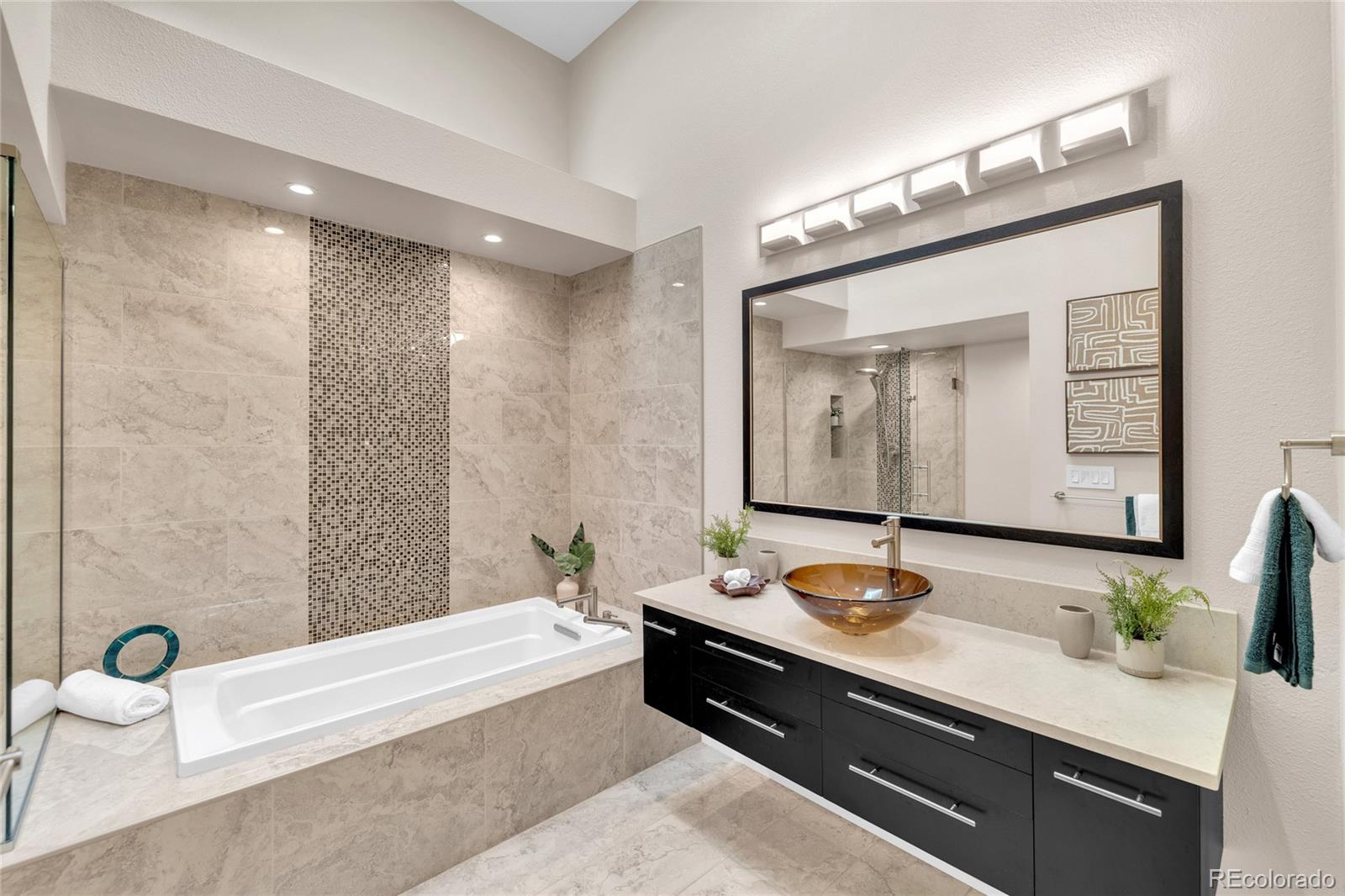 5555 E Briarwood Avenue Unit: 607