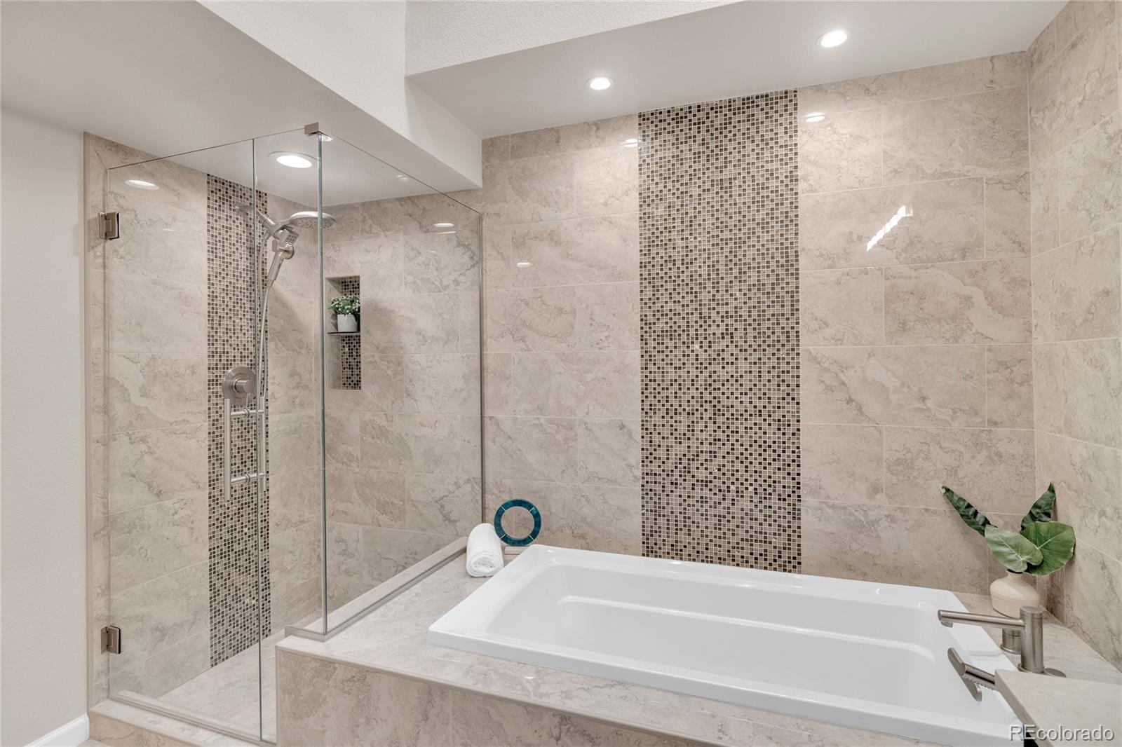 5555 E Briarwood Avenue Unit: 607