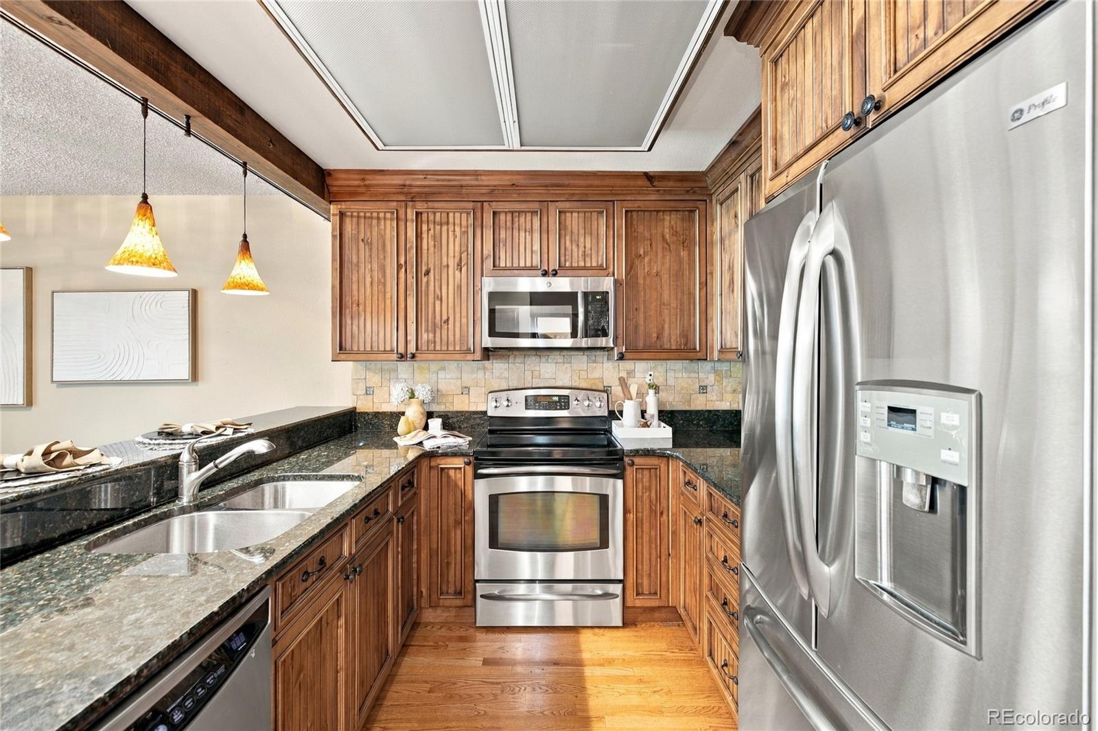 9948 Grove Way Unit: C