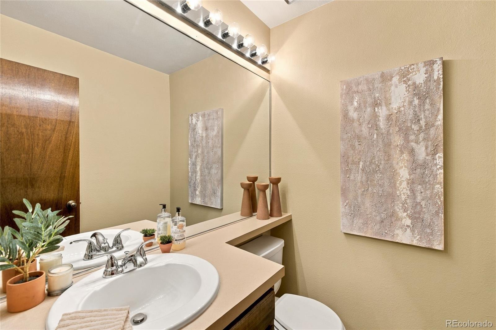 9948 Grove Way Unit: C