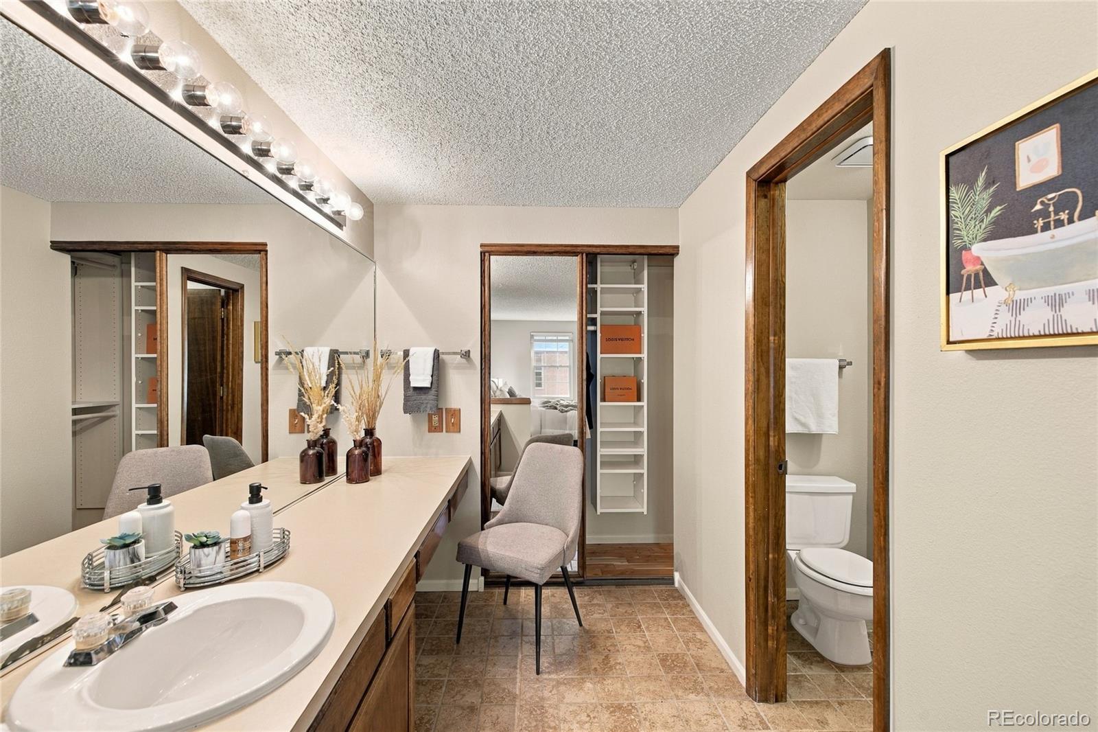 9948 Grove Way Unit: C