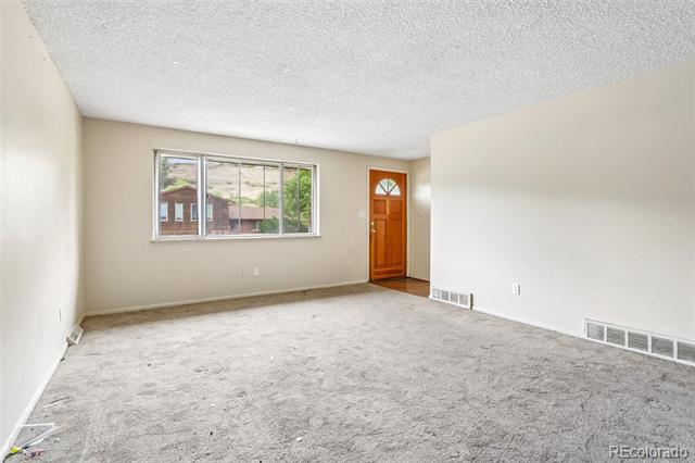17012 W 16th Place