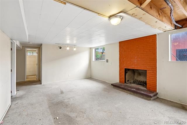 17012 W 16th Place