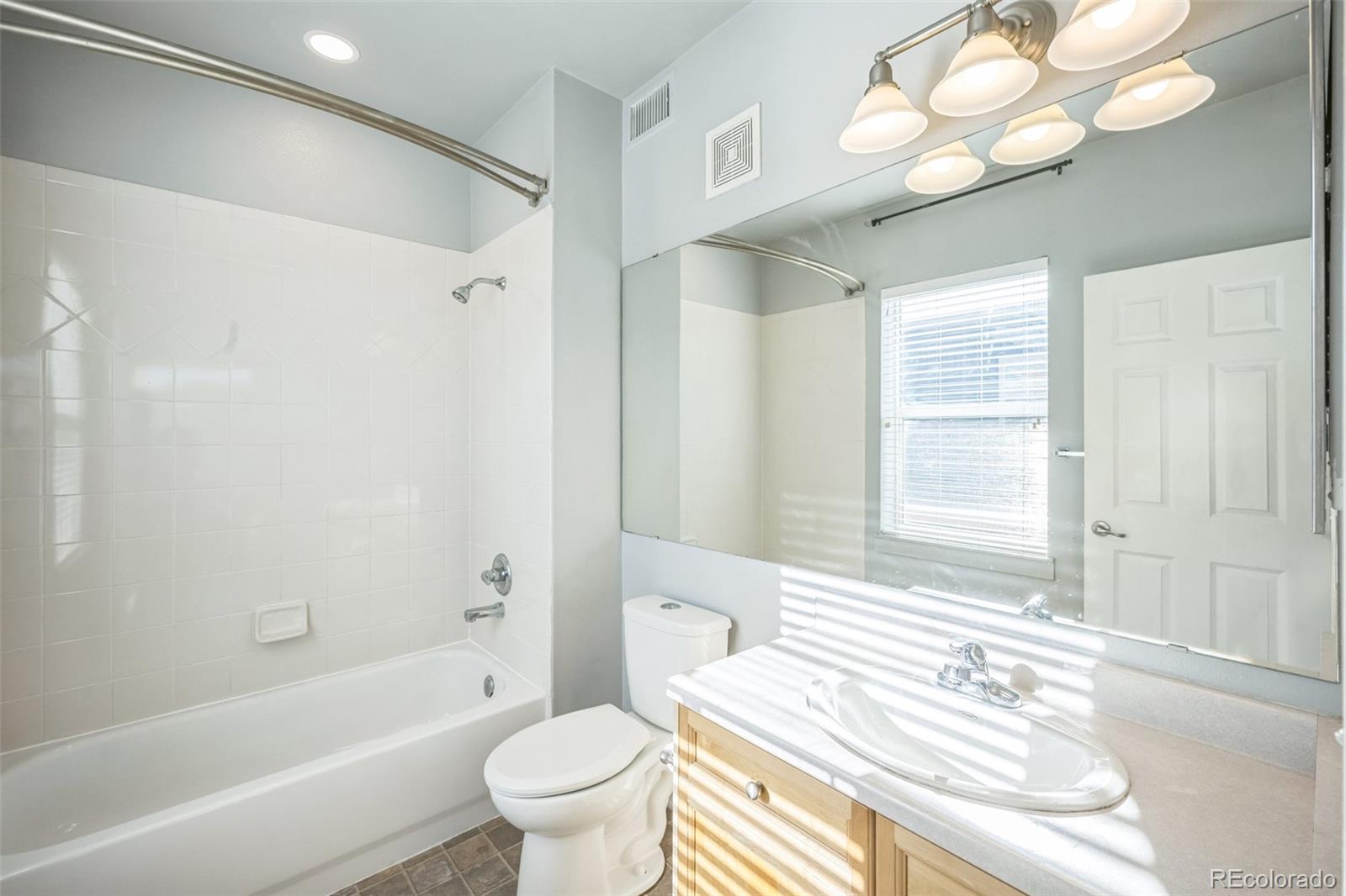 2808 Syracuse Street Unit: 216