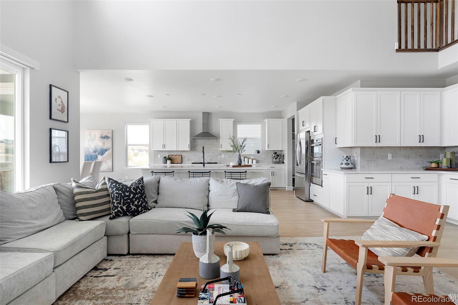 9349 Russell Circle