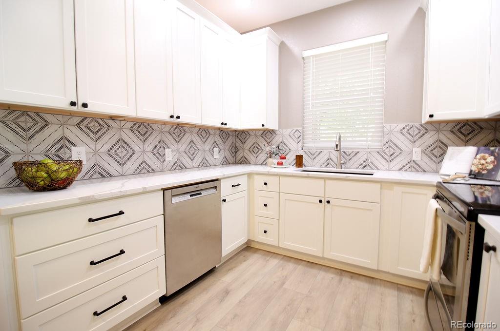 8338 S Independence Circle Unit: 107