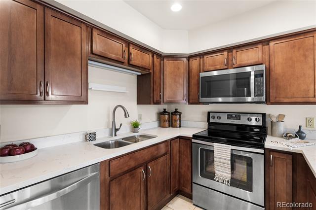 1150 Inca Street Unit: 27