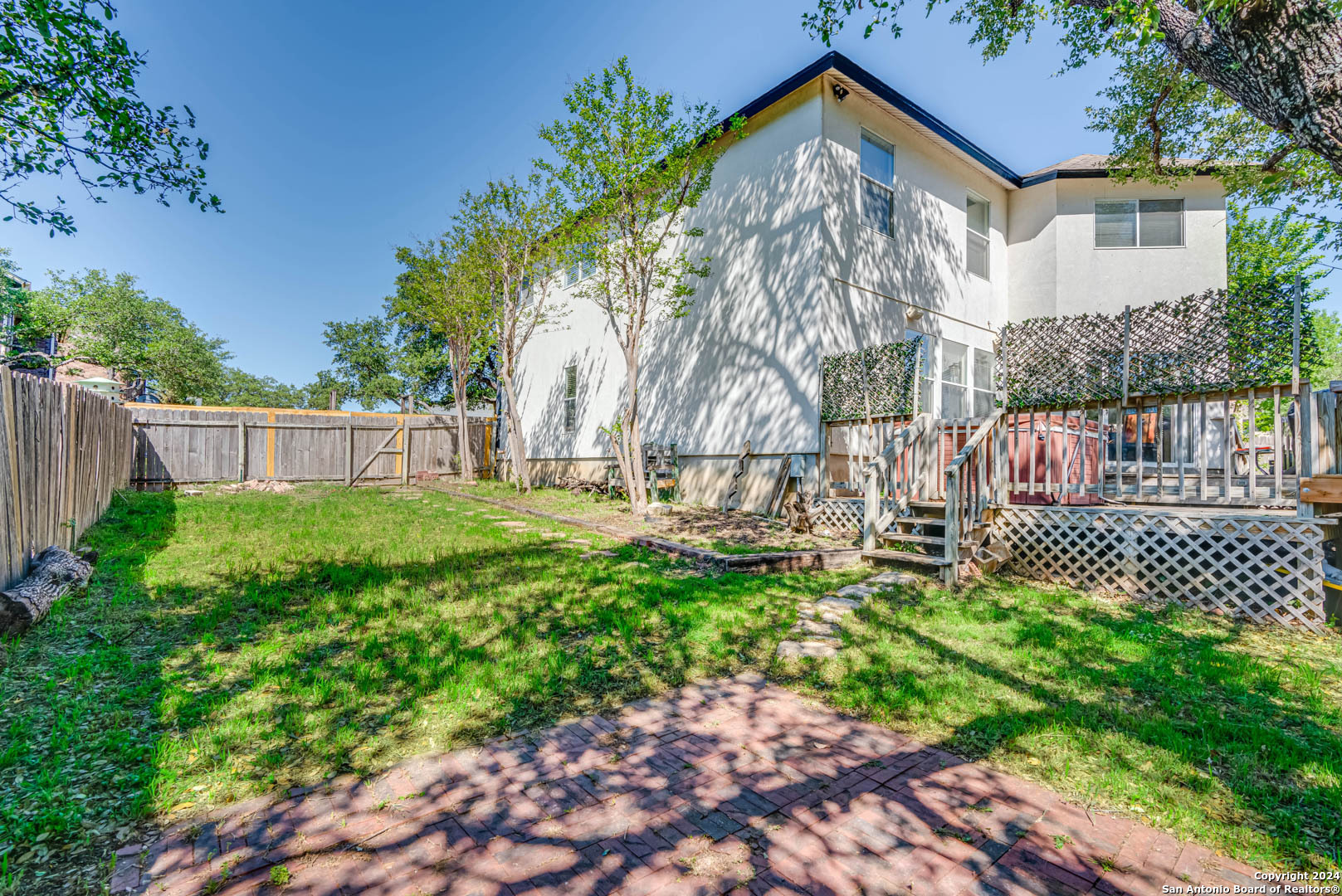 1343 Pecan Station