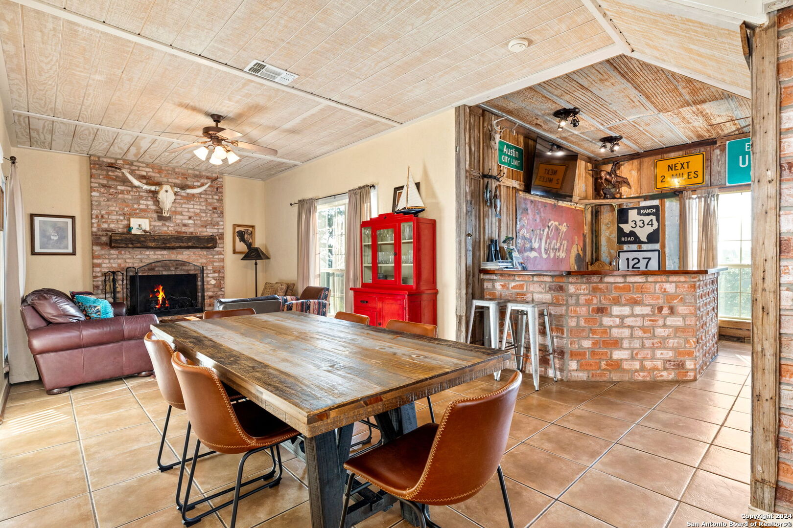 552 Cat Claw Mountain Rd.