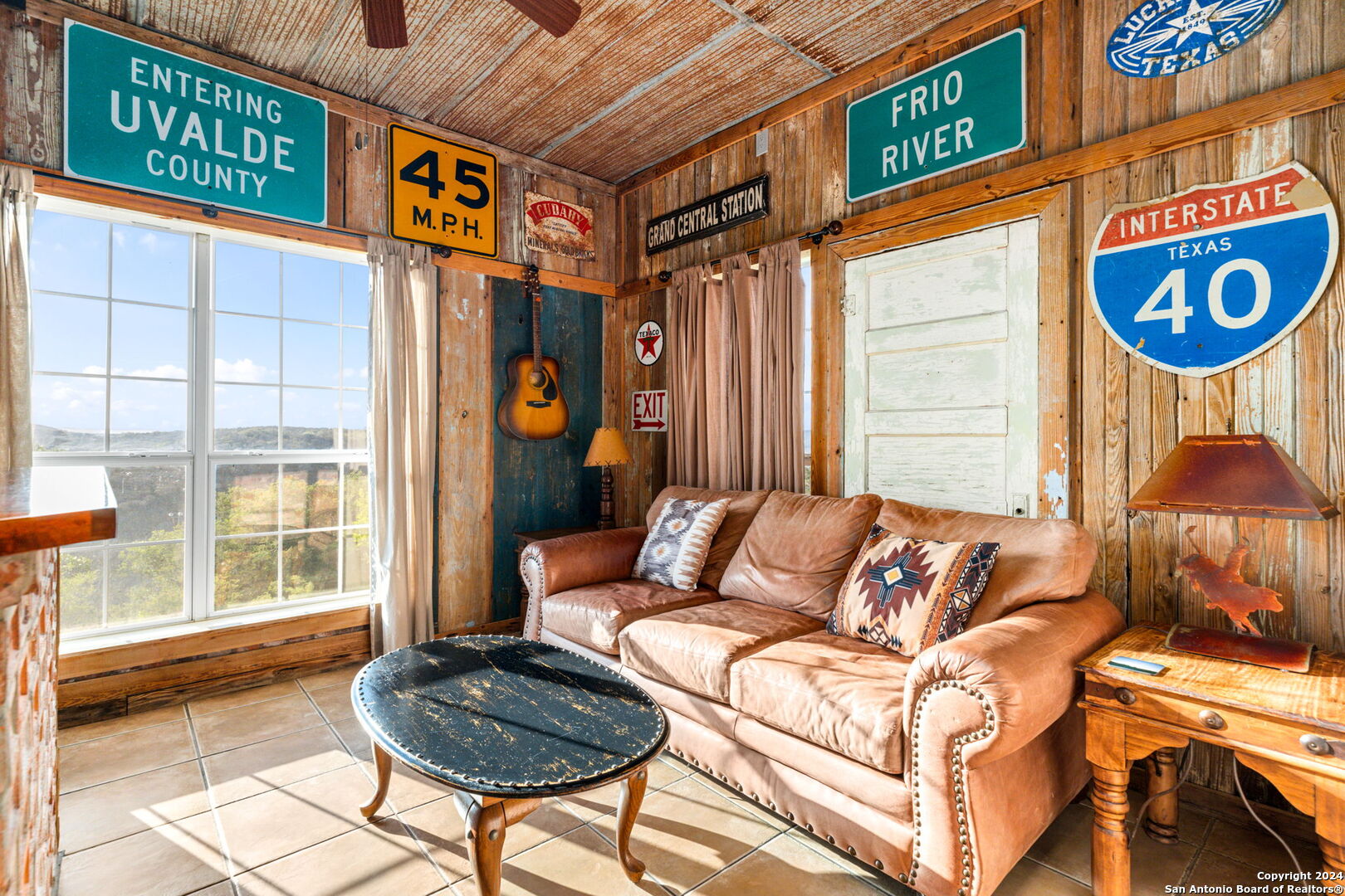 552 Cat Claw Mountain Rd.