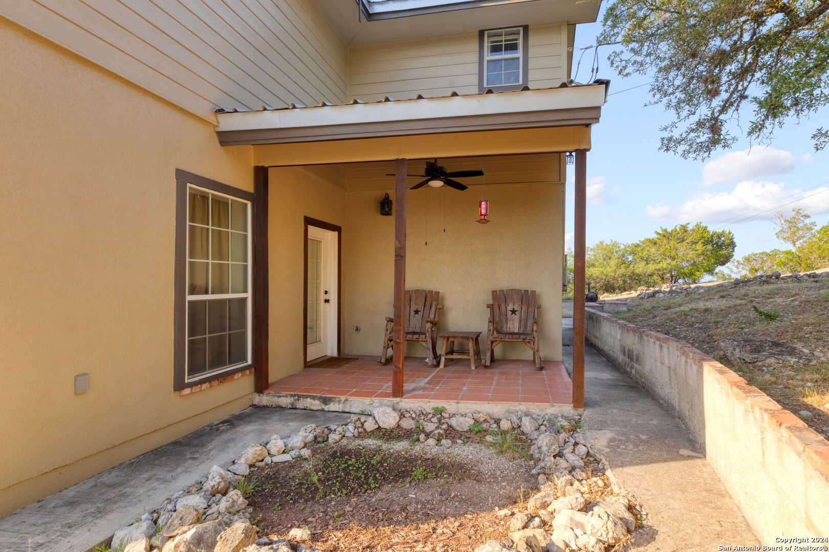 552 Cat Claw Mountain Rd.