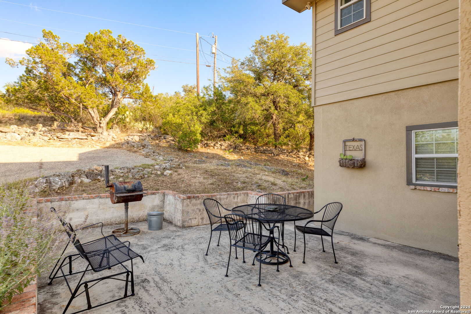 552 Cat Claw Mountain Rd.