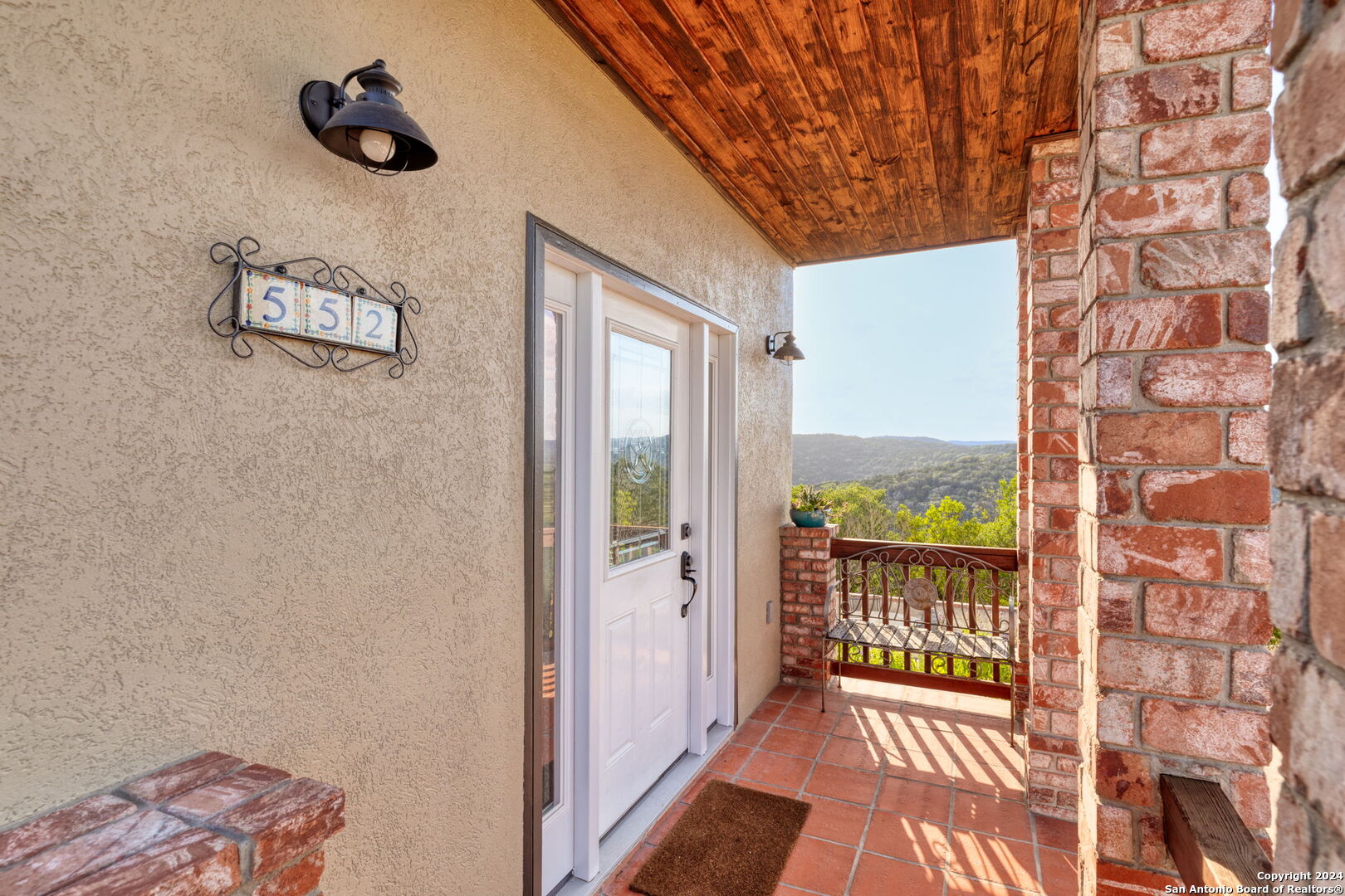 552 Cat Claw Mountain Rd.