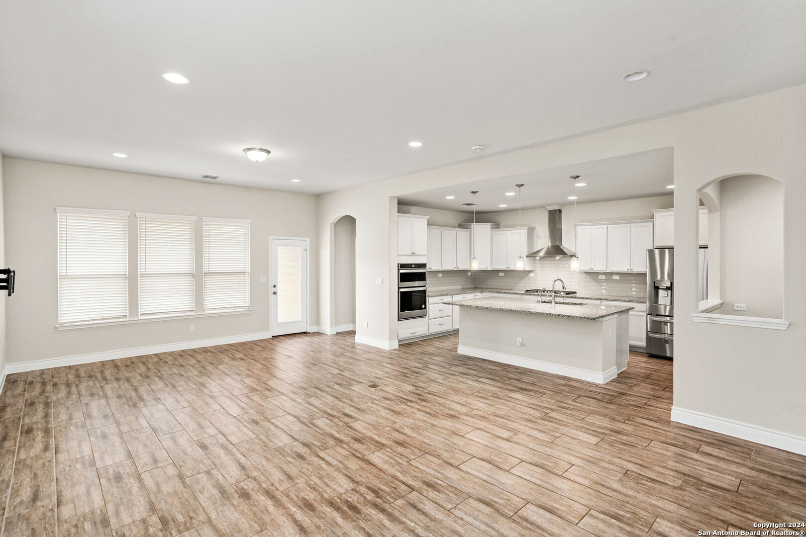 7618 Desperado Way