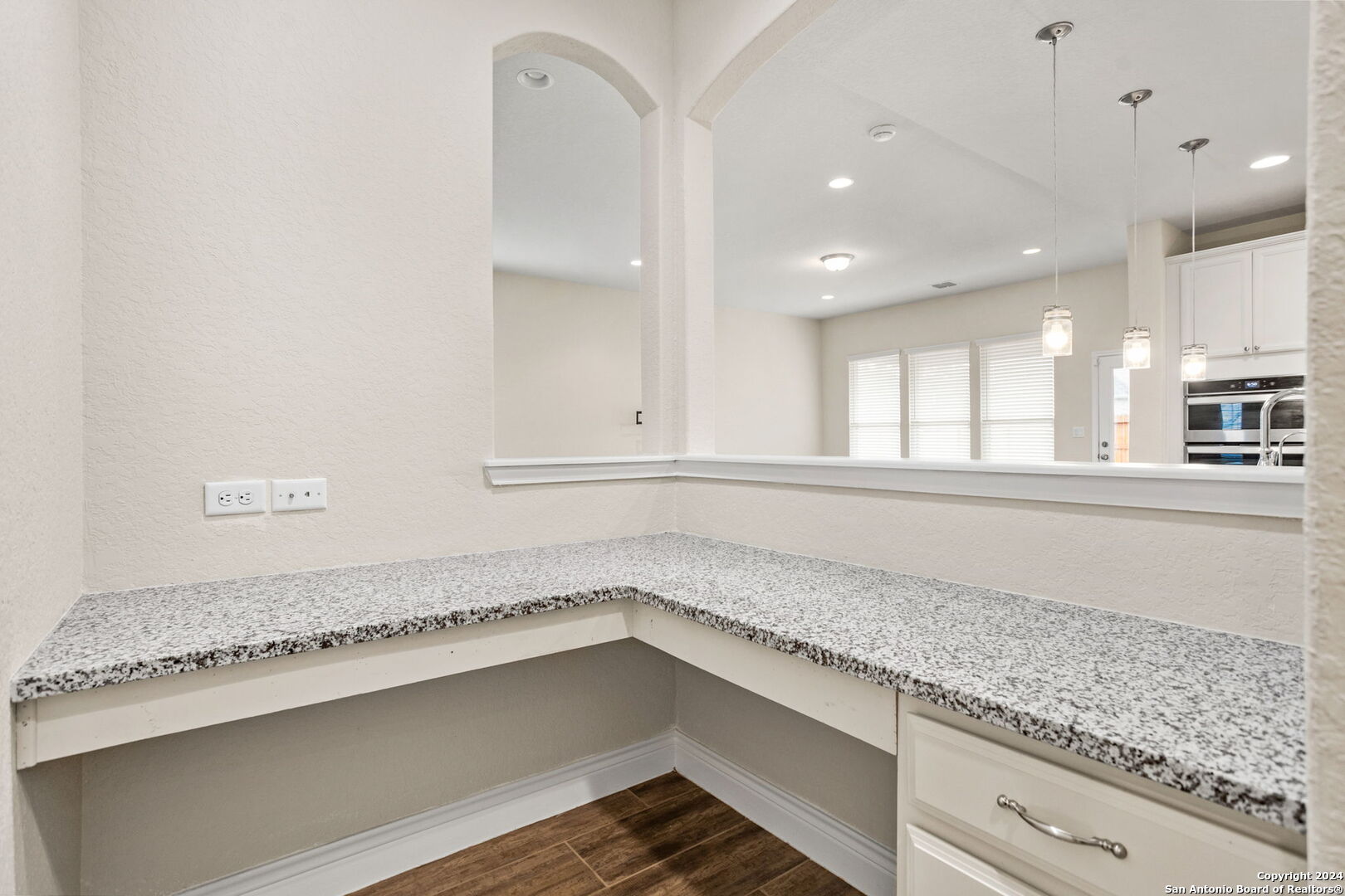 7618 Desperado Way
