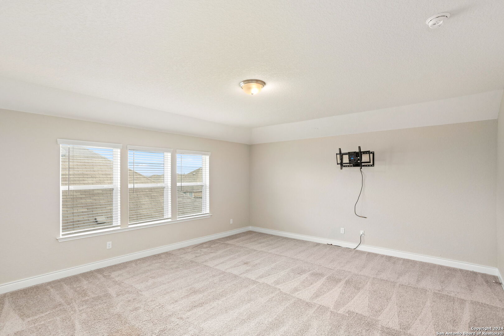7618 Desperado Way
