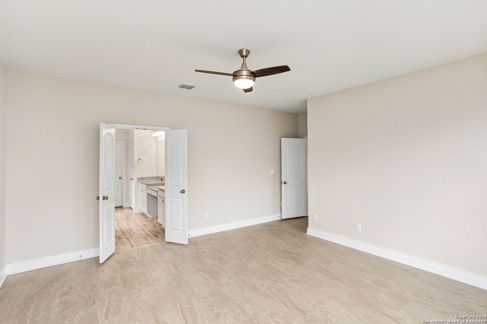 7618 Desperado Way