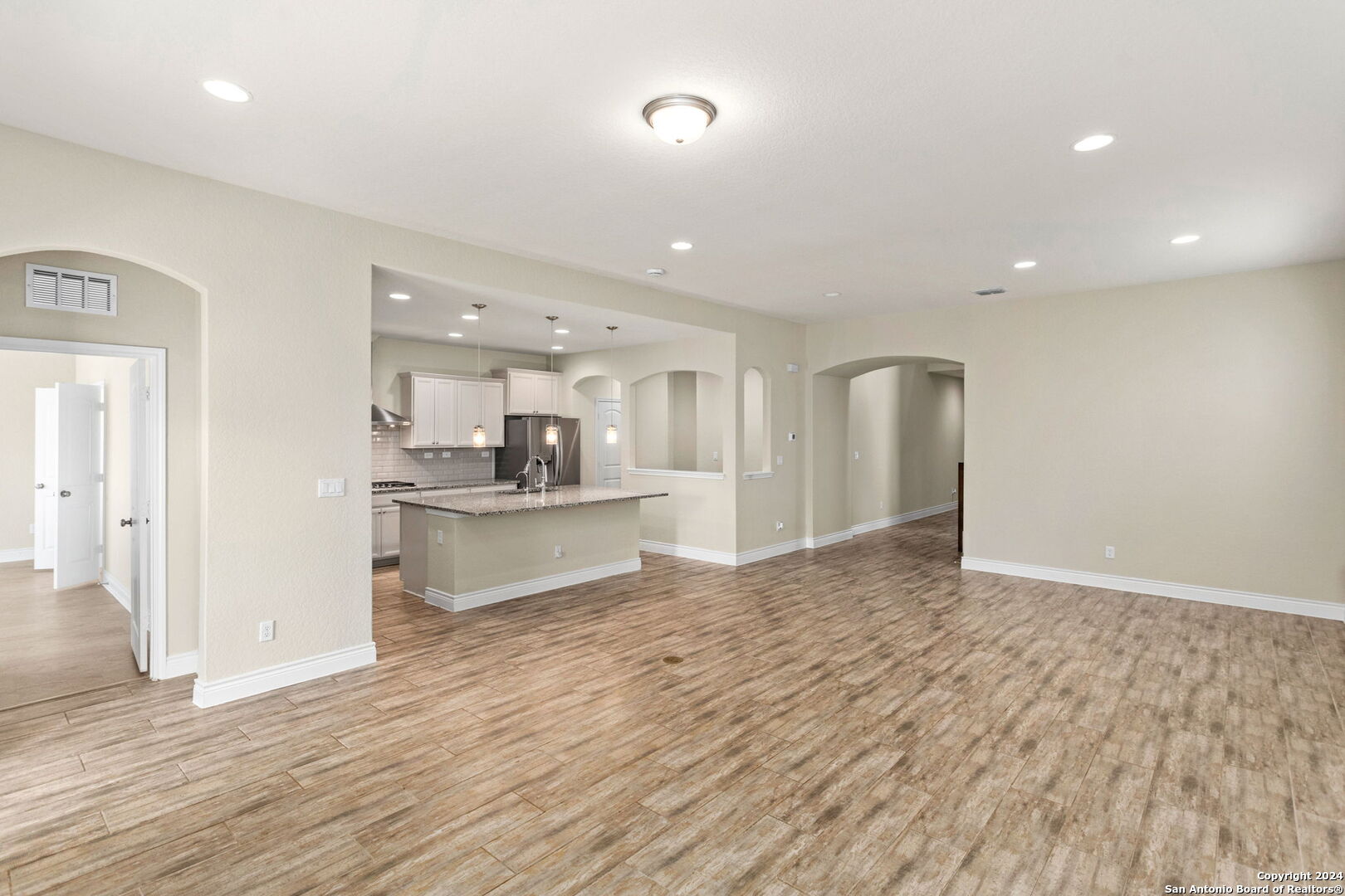 7618 Desperado Way