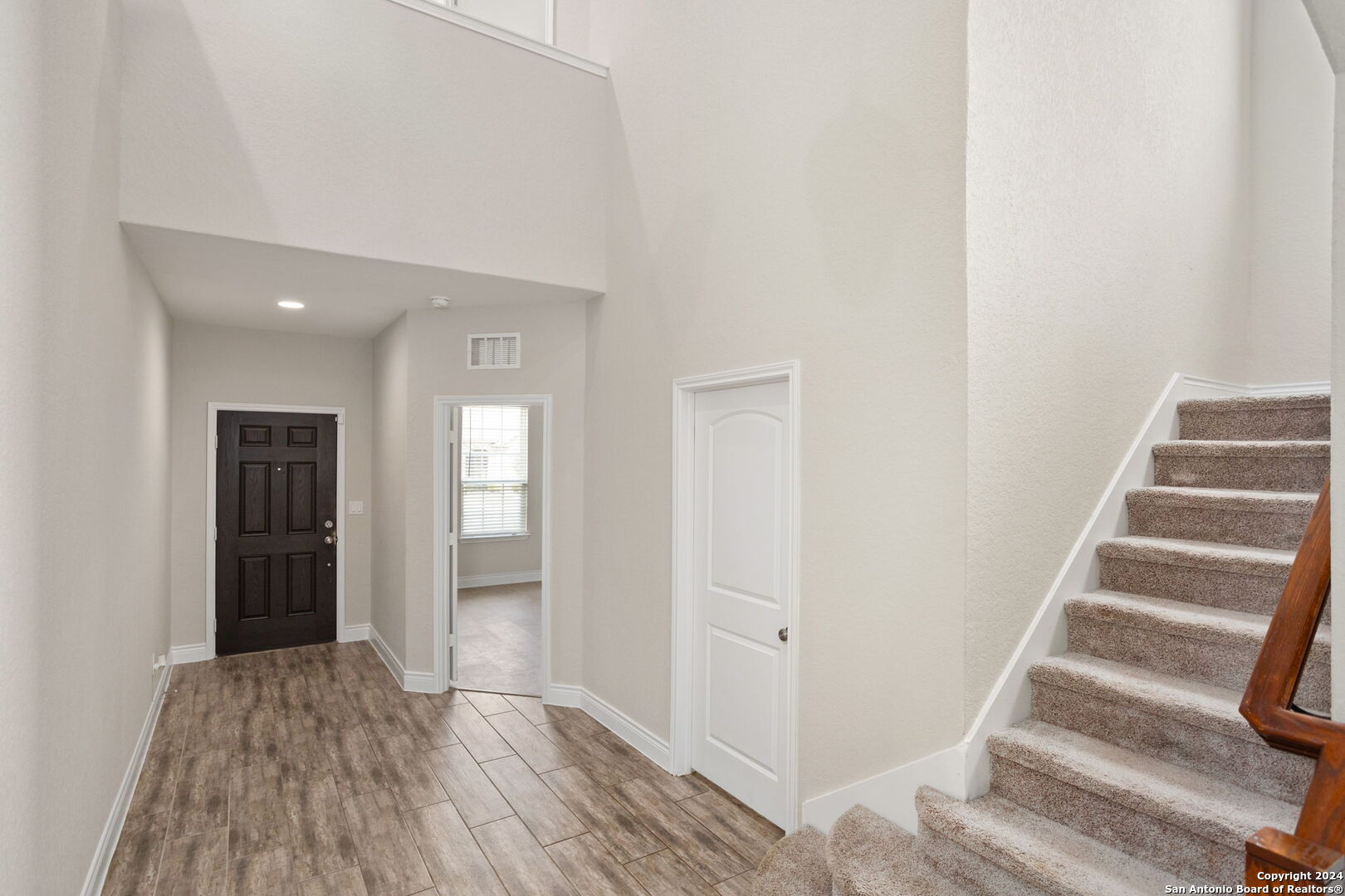 7618 Desperado Way