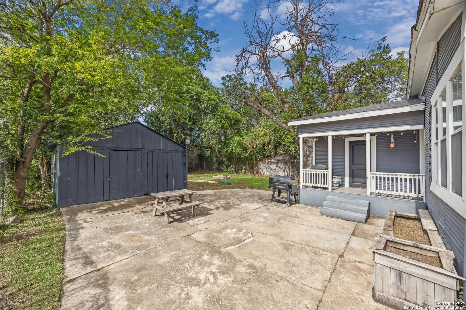 240 Belmont