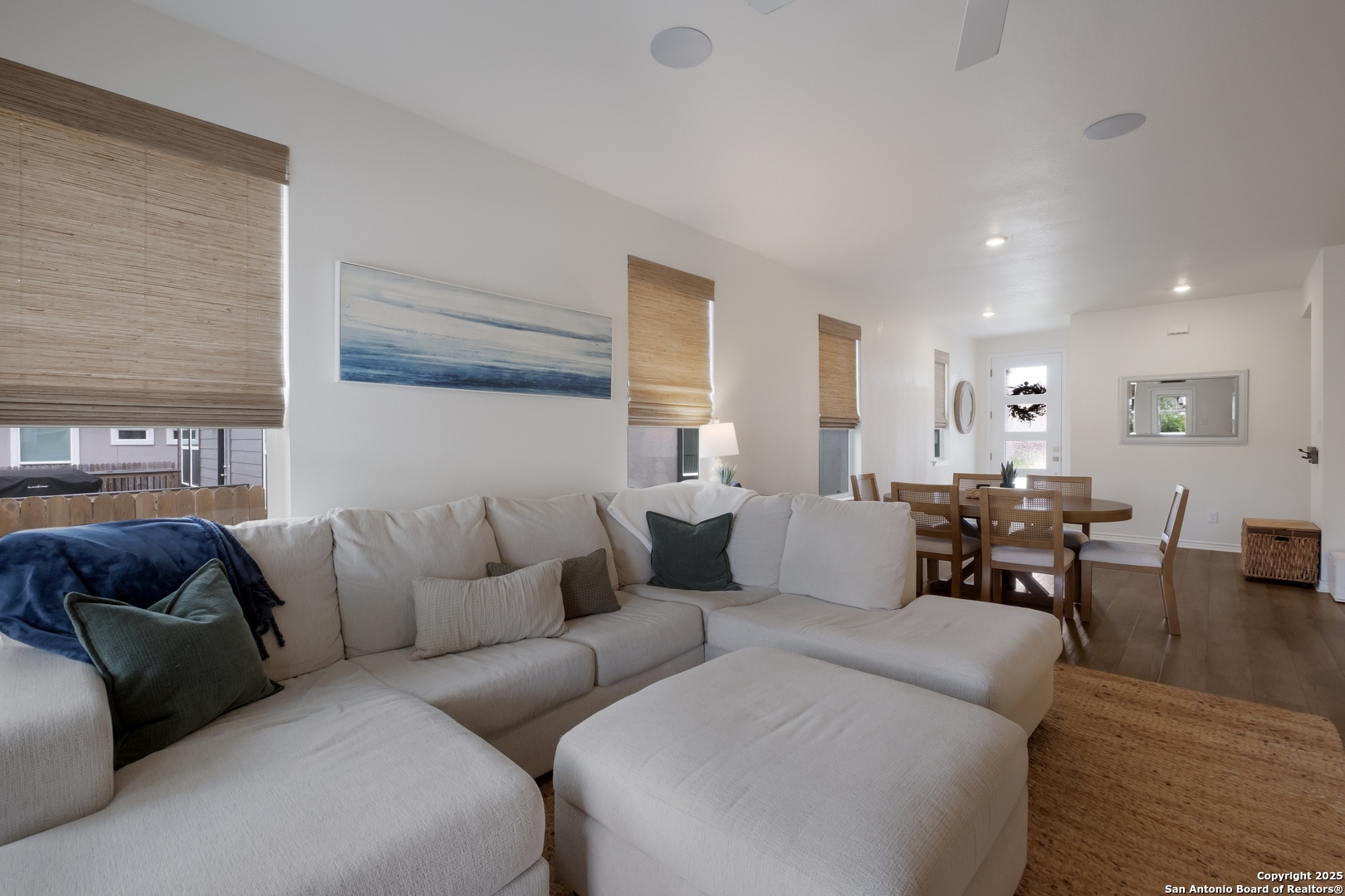 215 W Granite Shores