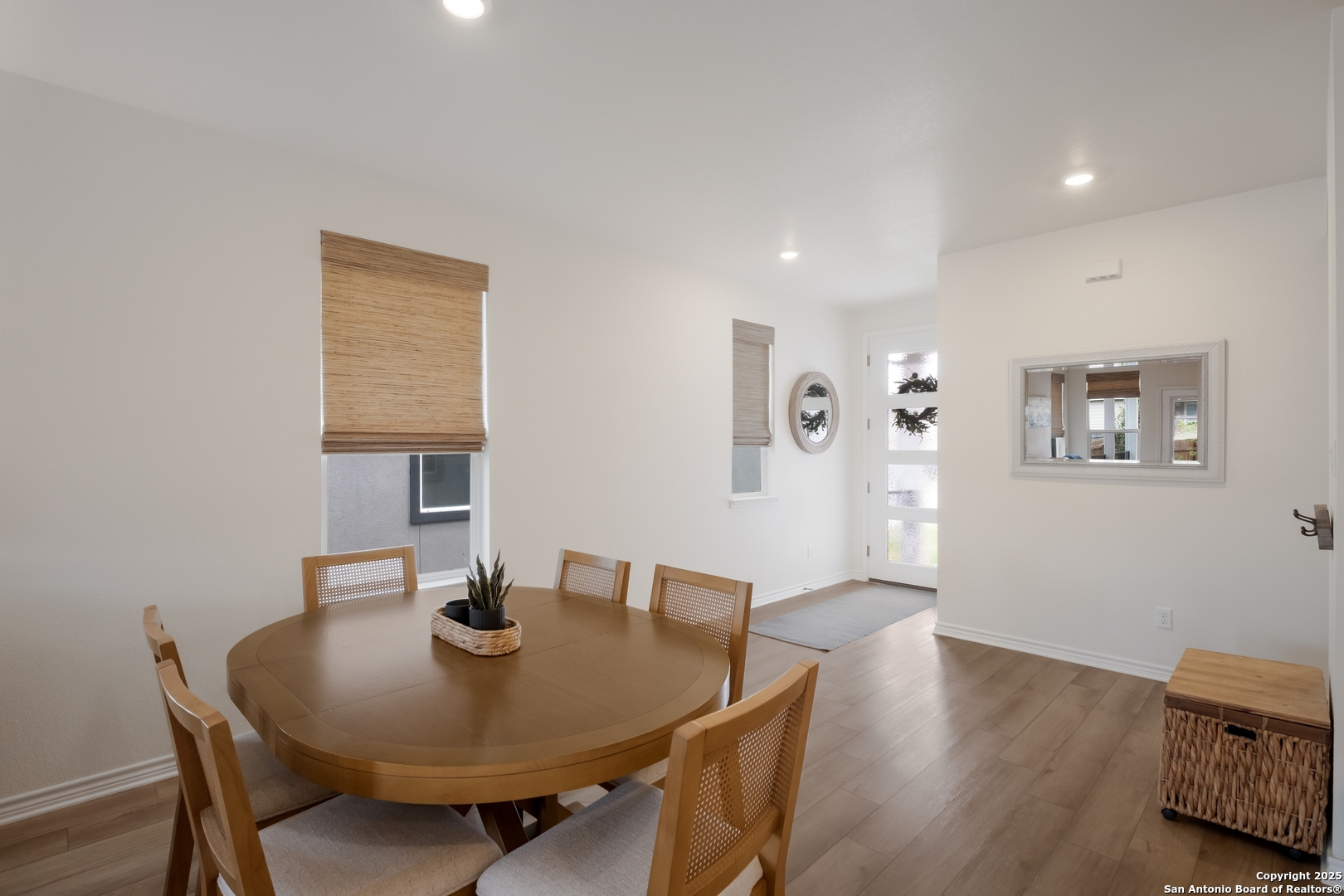 215 W Granite Shores
