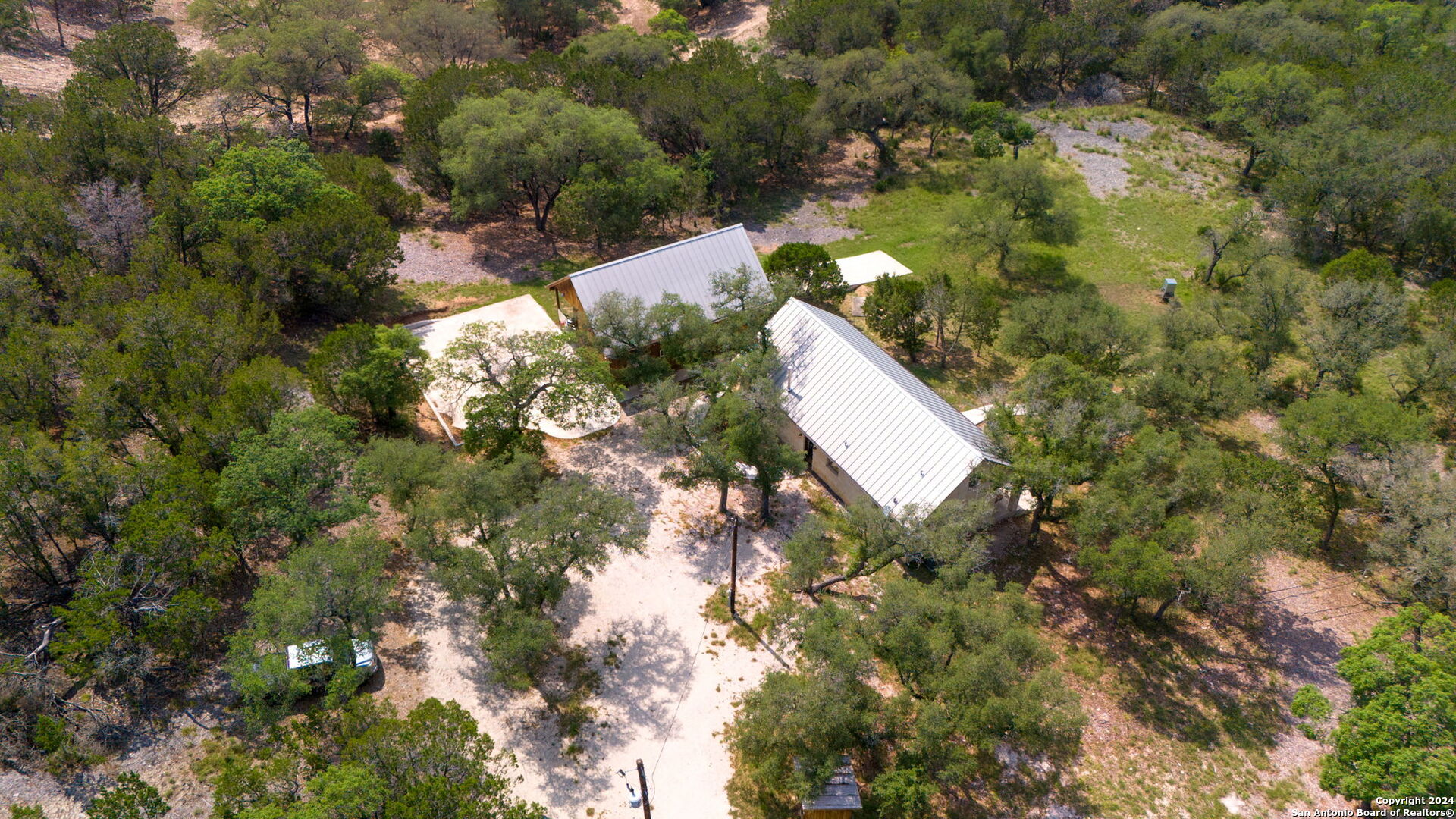 684 BIG SHADES RD