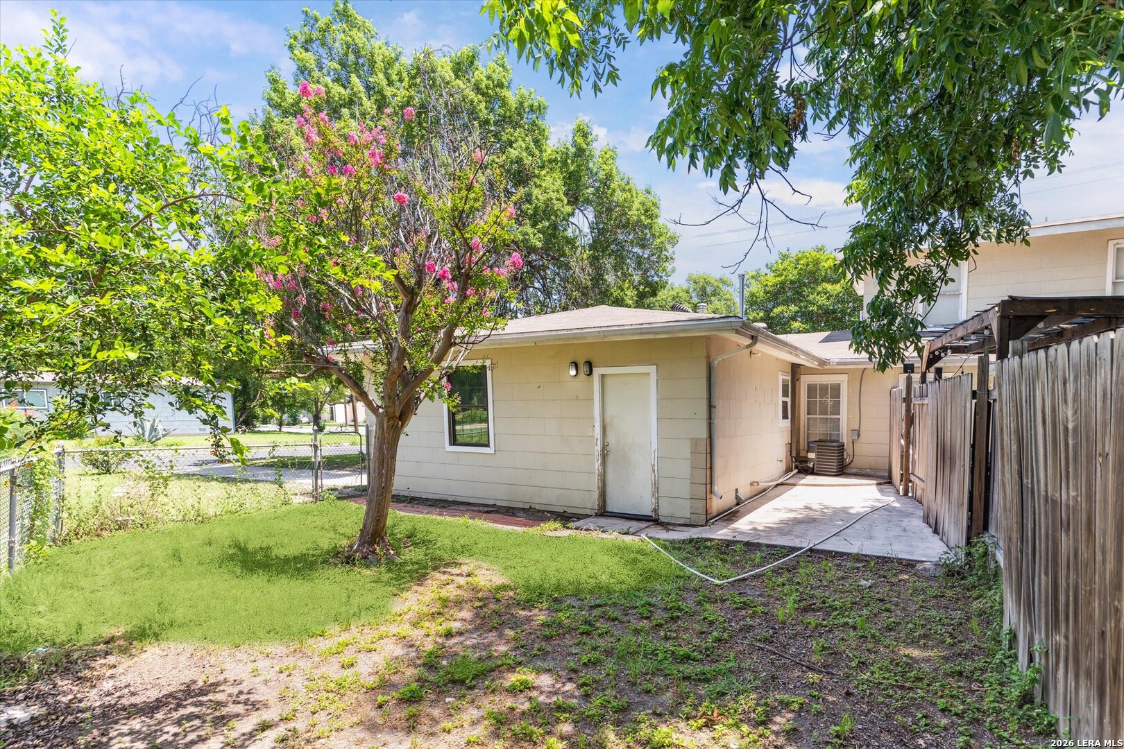 369 BABCOCK RD