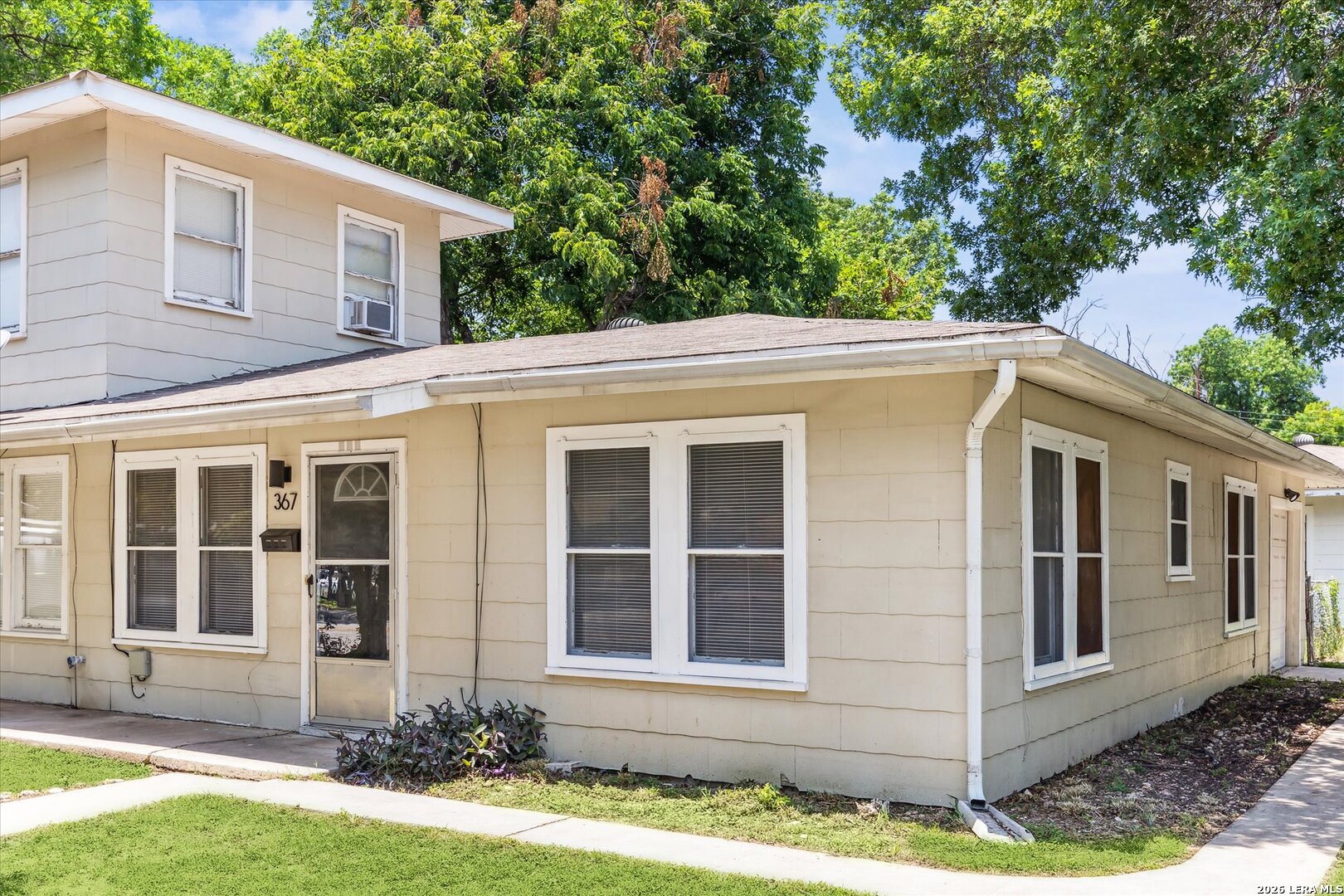 369 BABCOCK RD