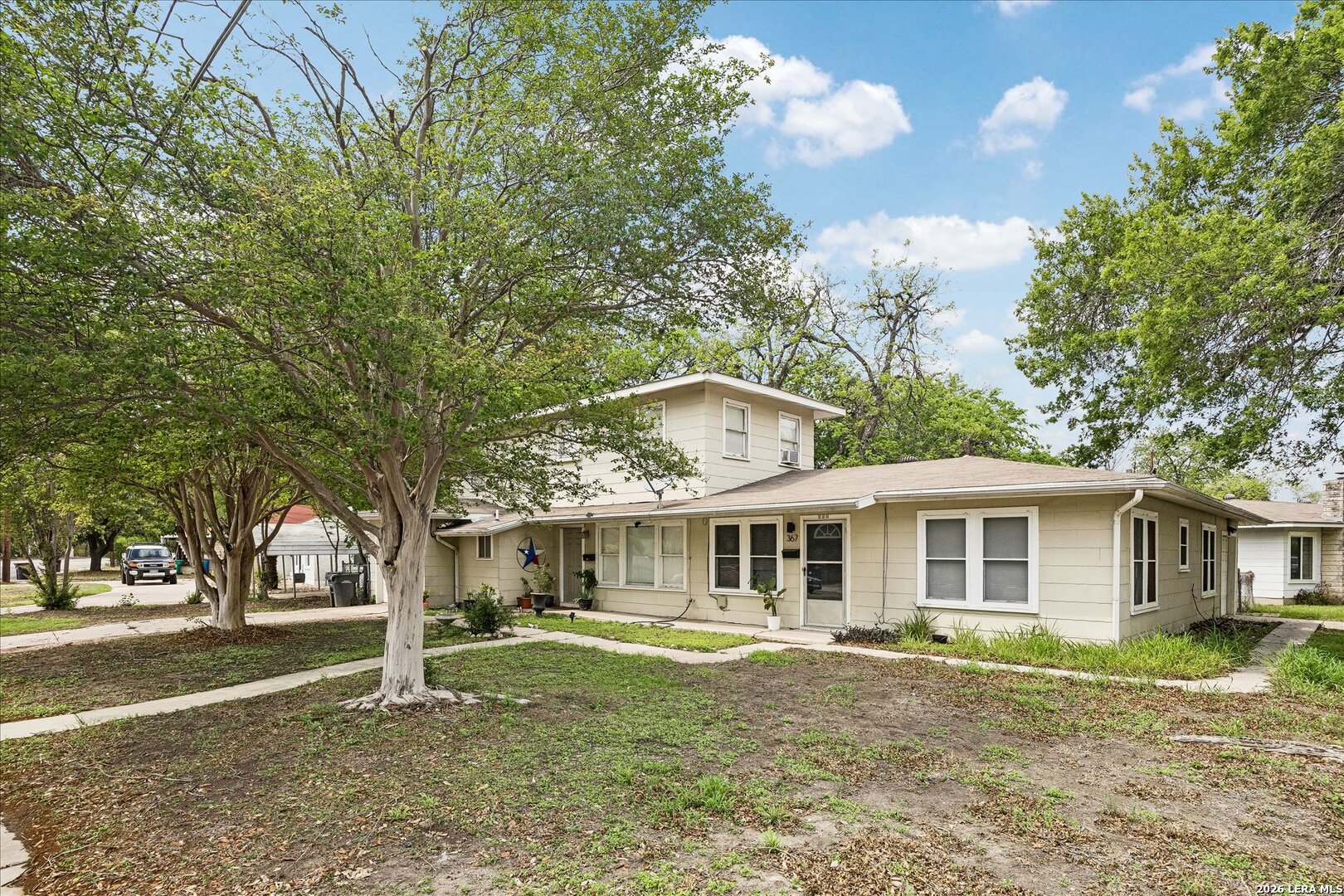 369 BABCOCK RD