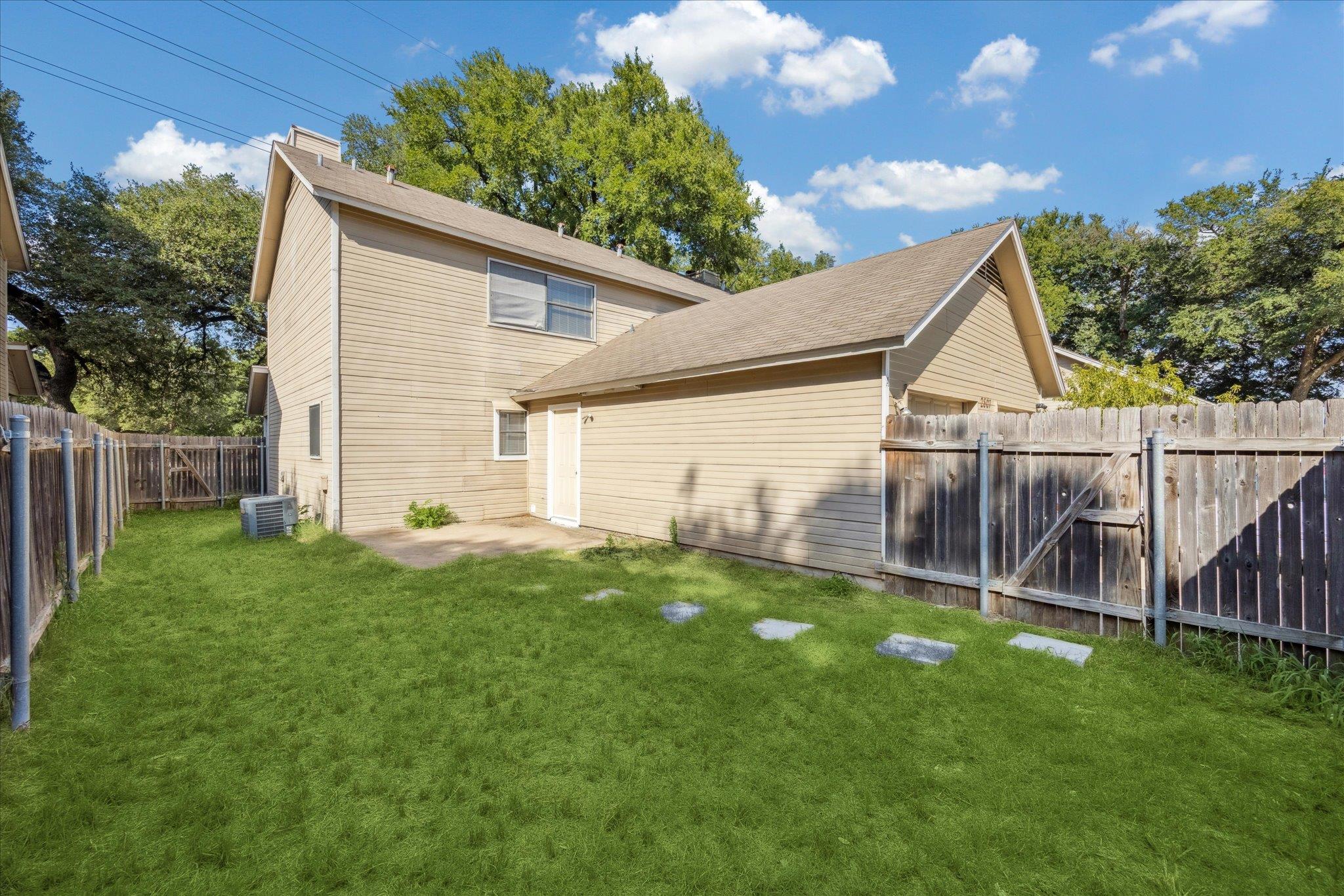 2807 Slaughter LN # A