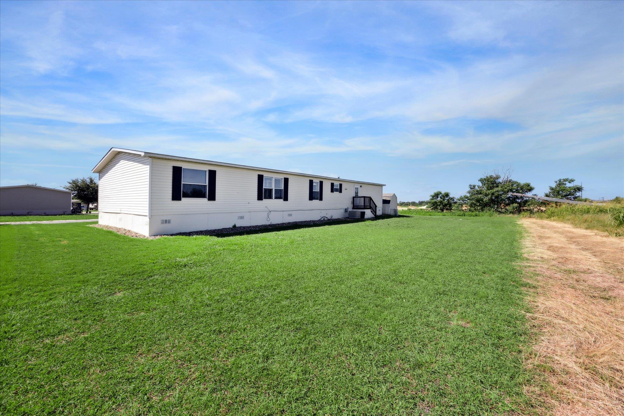 237 Southfork DR