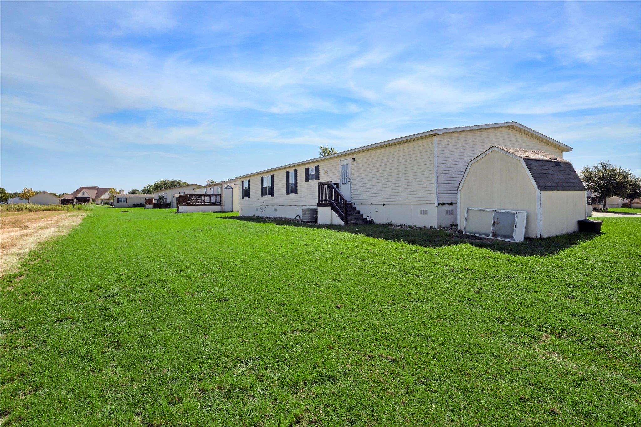 237 Southfork DR