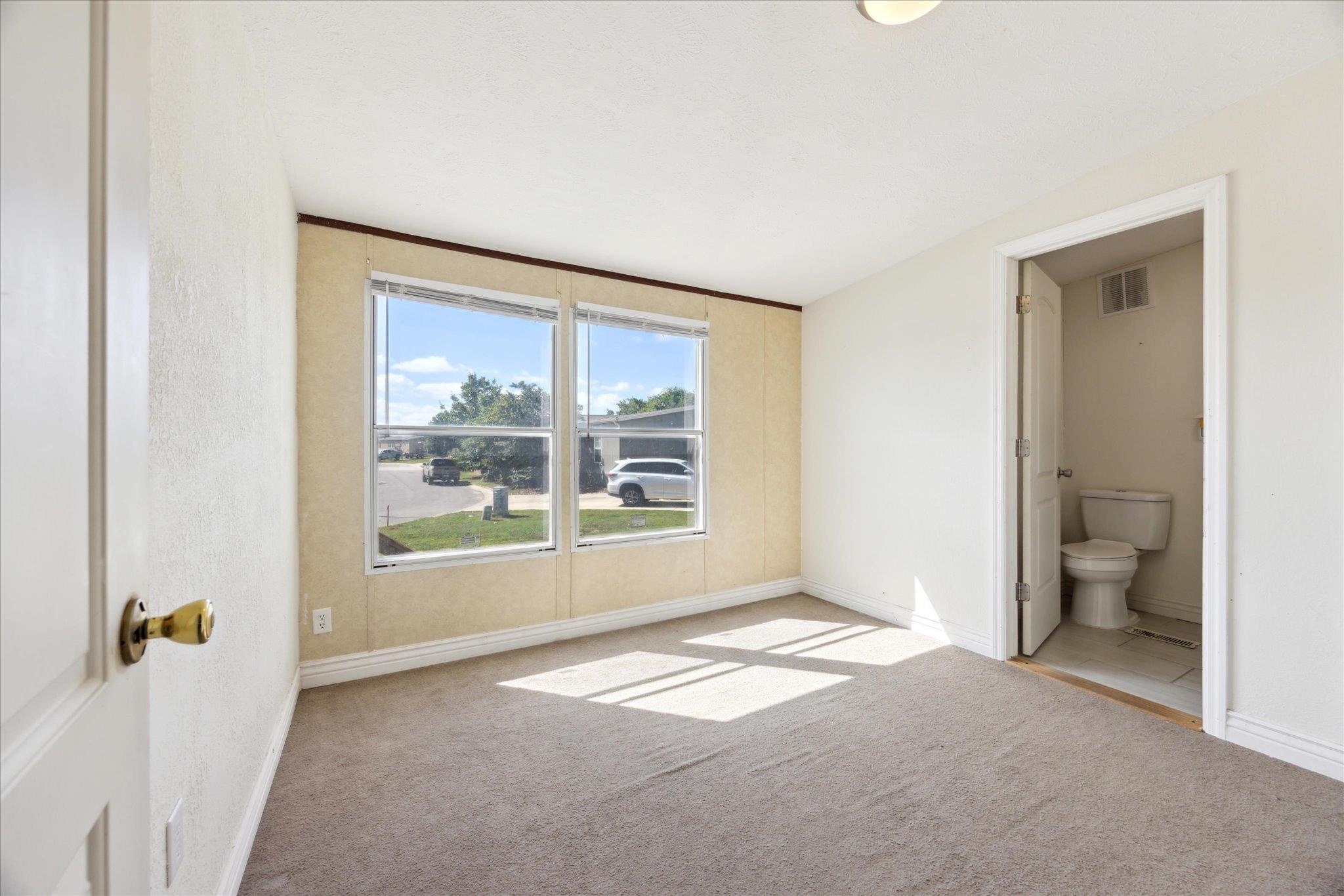 237 Southfork DR