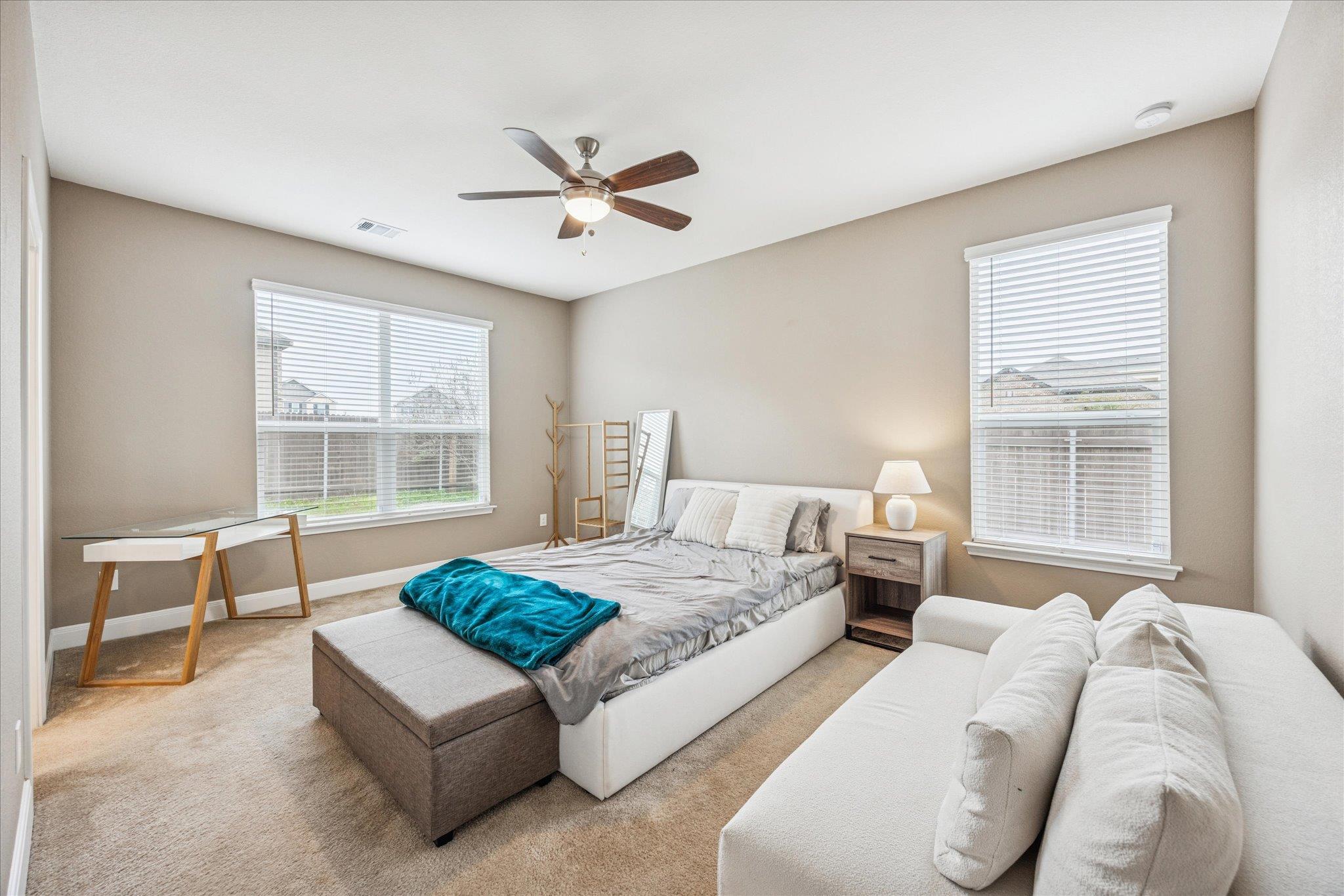 6200 Albany Sleigh DR