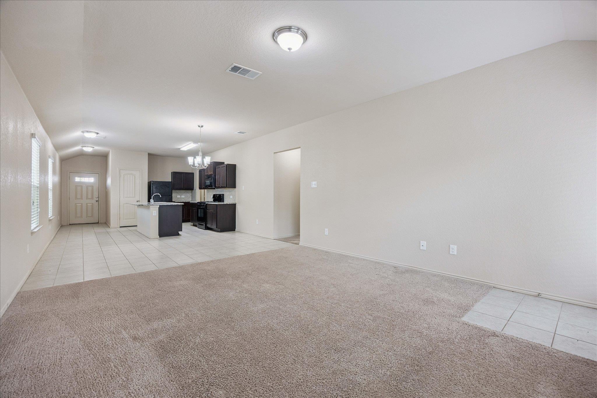 181 Lake Gln DR