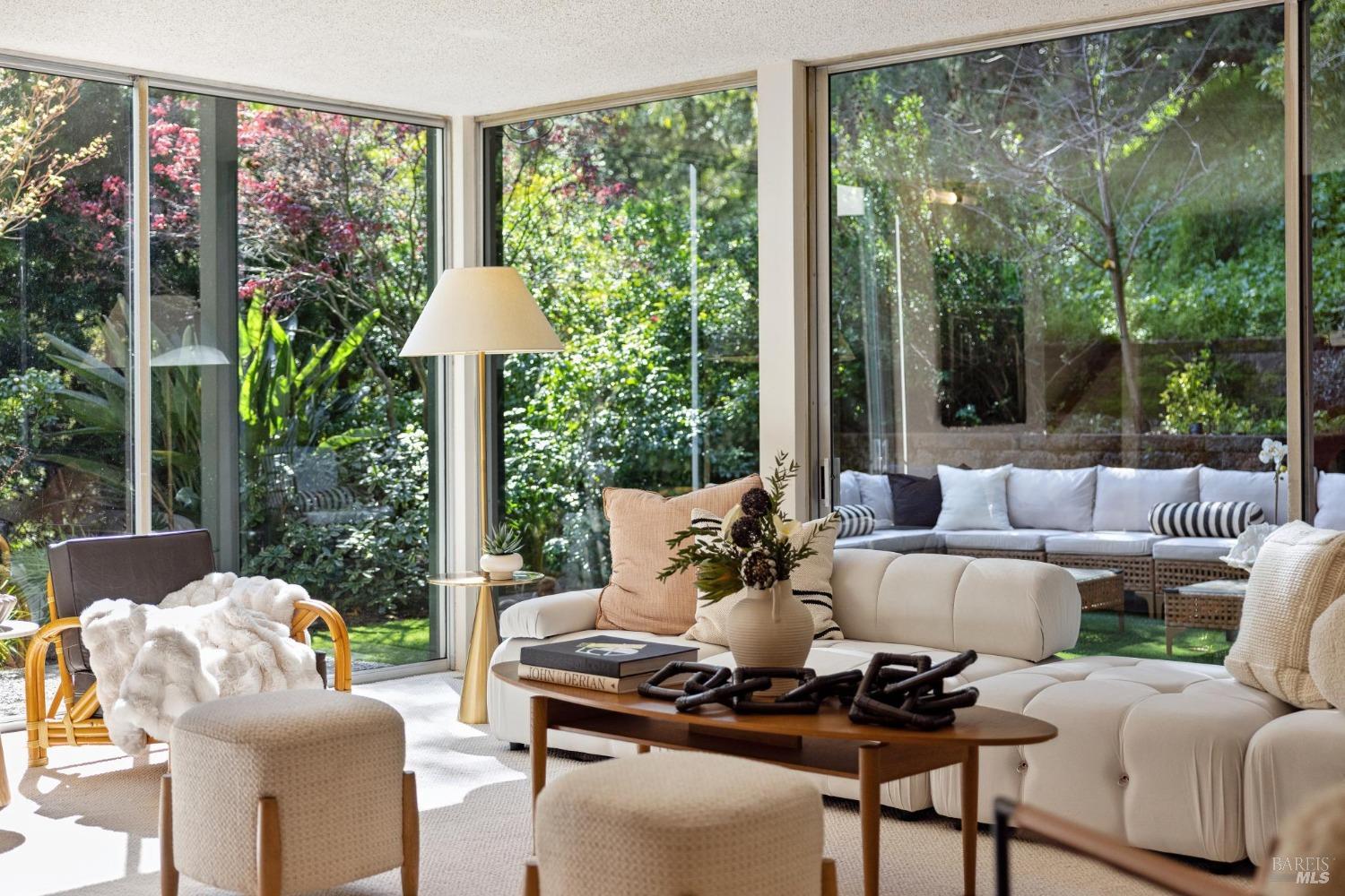 328 N Ferndale Avenue