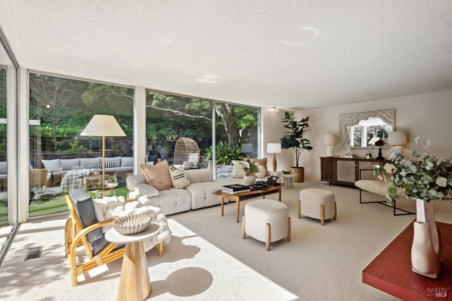 328 N Ferndale Avenue